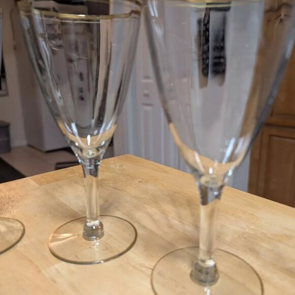 Cambridge Water Goblet 7inch- 3051 Gold Trim - Picture 5 of 8